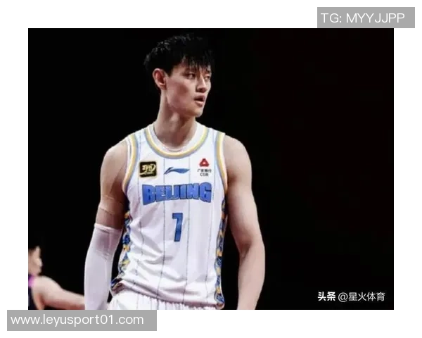 曾凡博强调团队协作的重要性每位球员都需与核心球员紧密配合