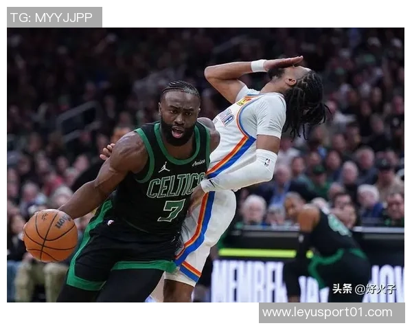 杰伦布朗中距离投篮表现惊艳全联盟命中率高达532引发热议