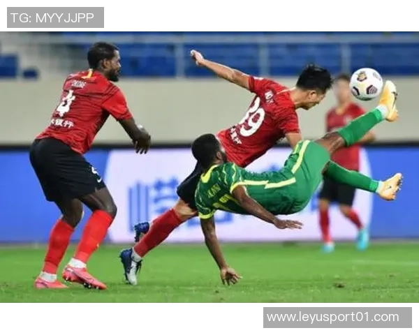 汪士钦生涯首红牌引发热议93场比赛收获15张黄牌记录刷新